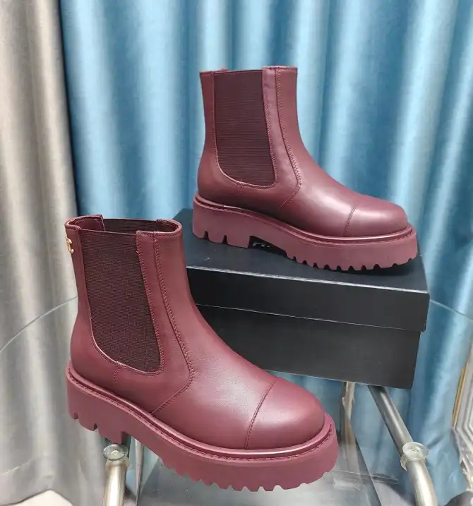 hype Chanel Boots