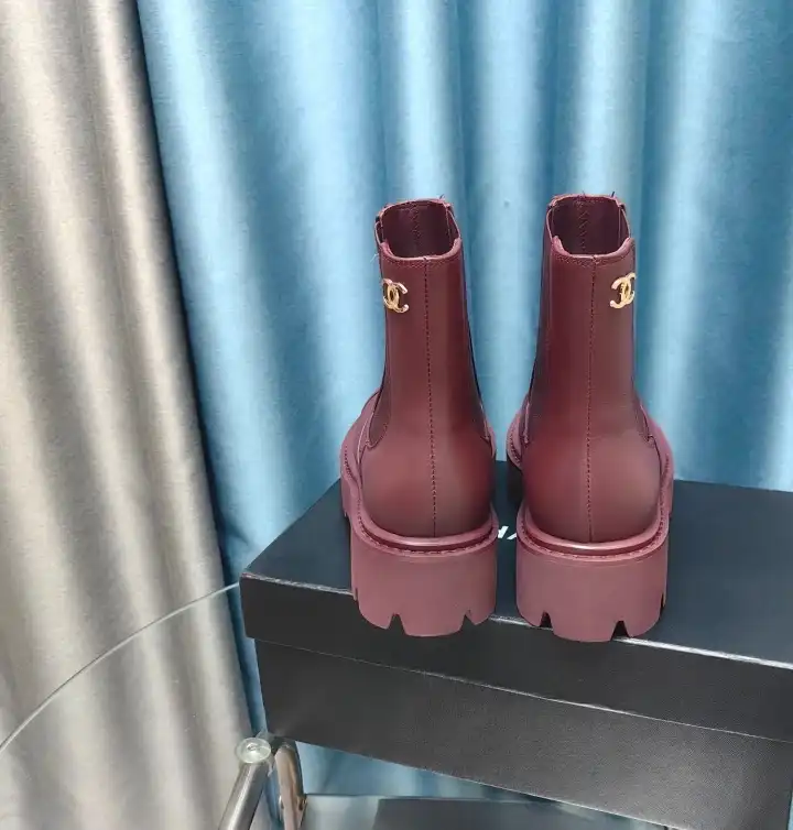 hype Chanel Boots