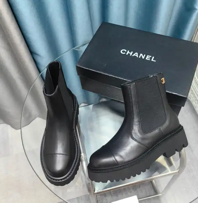 hype Chanel Boots