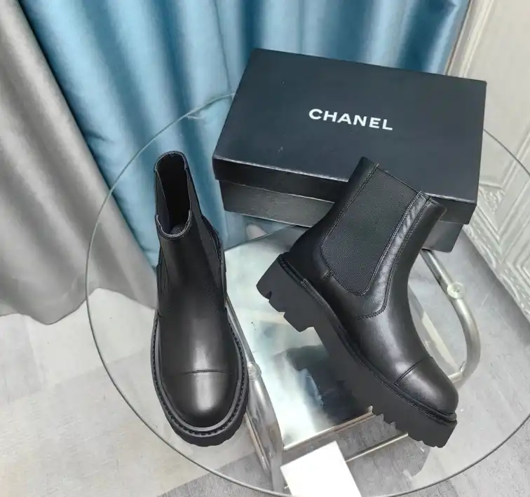 hype Chanel Boots