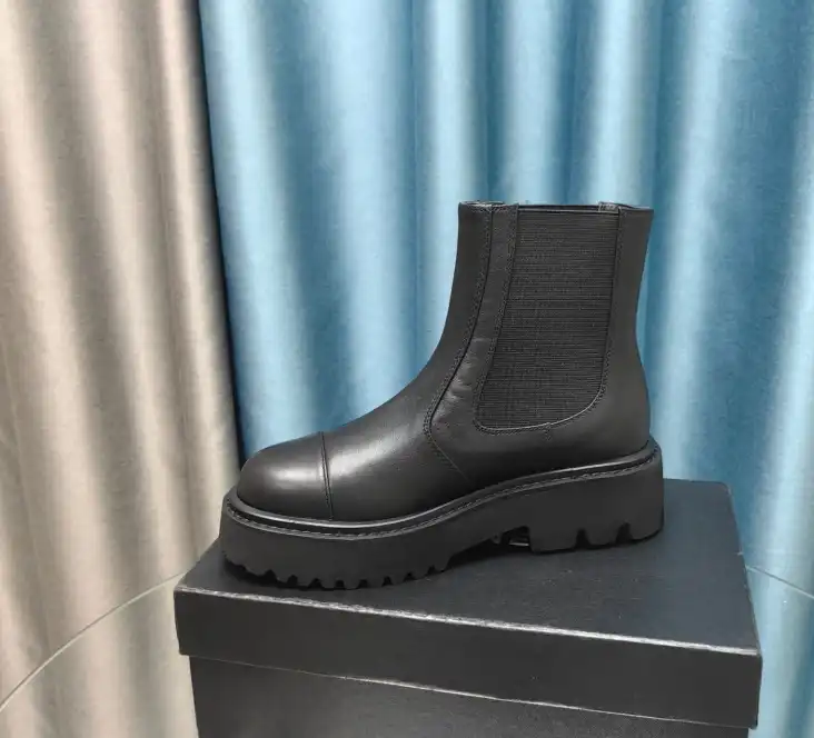 hype Chanel Boots