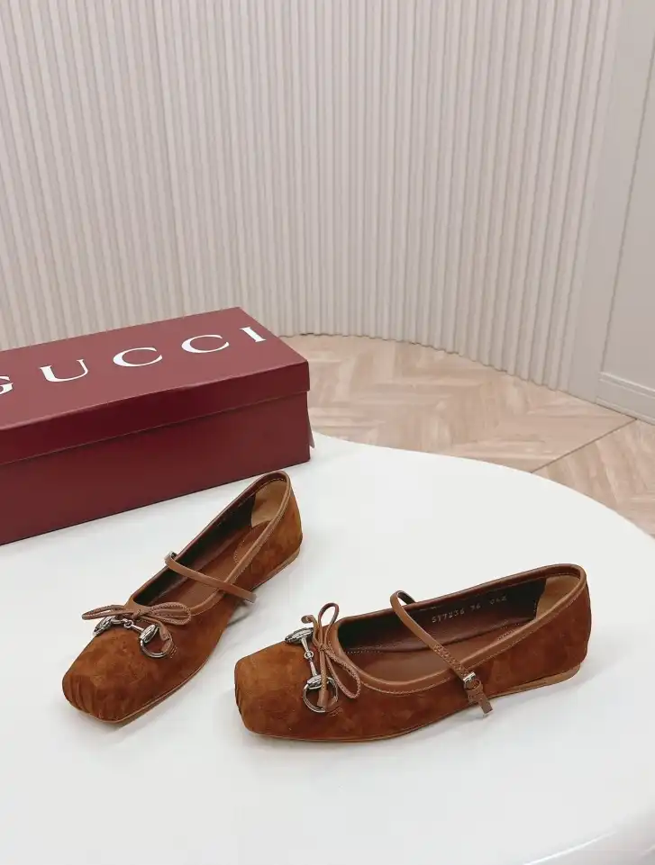 hype Gucci Flat Shoes