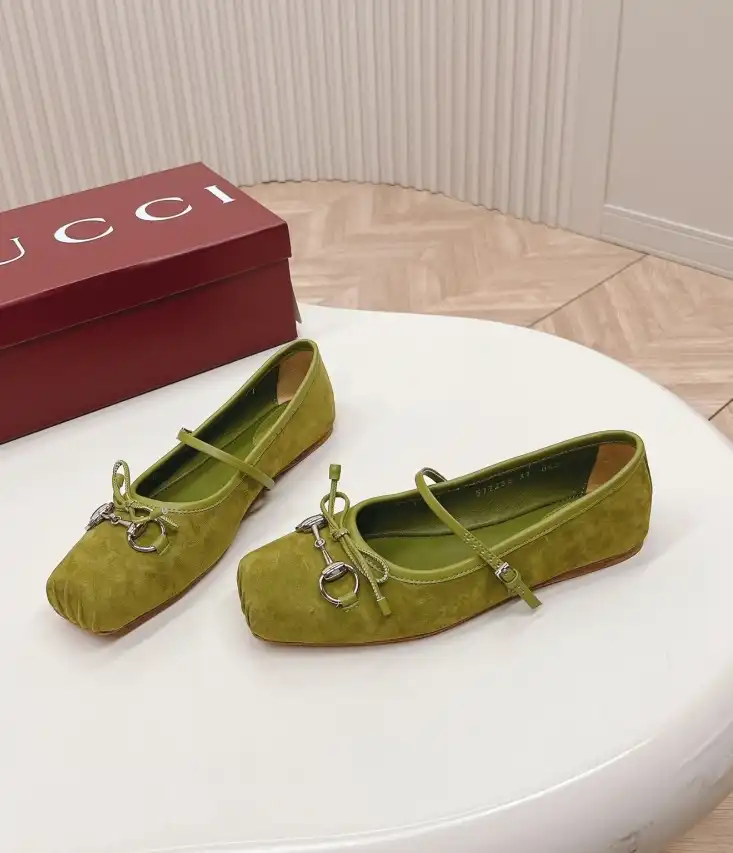 hype Gucci Flat Shoes