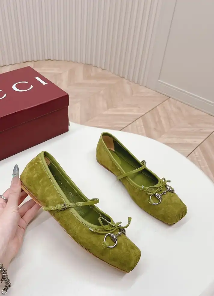 hype Gucci Flat Shoes