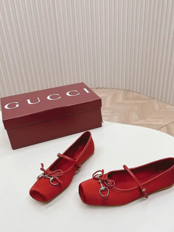 hype Gucci Flat Shoes