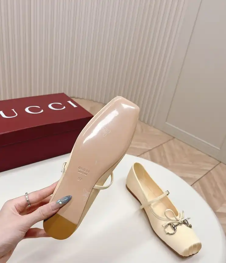 hype Gucci Flat Shoes