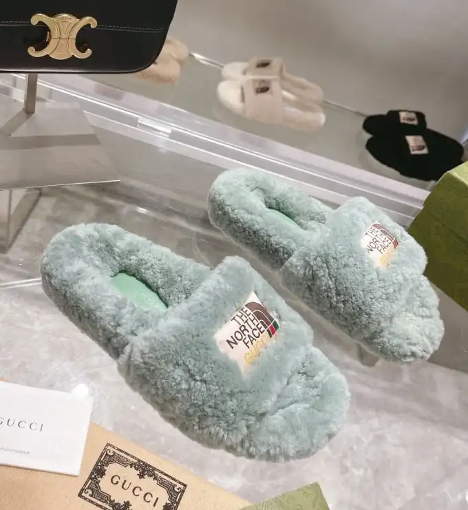 hype Gucci Slippers