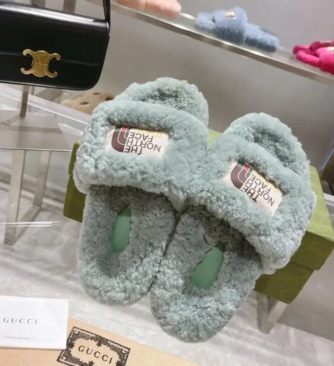 hype Gucci Slippers