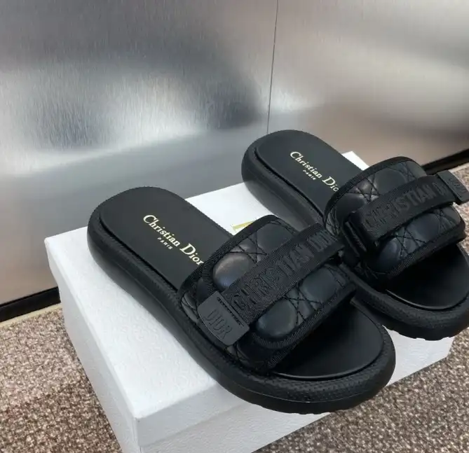 hype Christian Dior Slippers