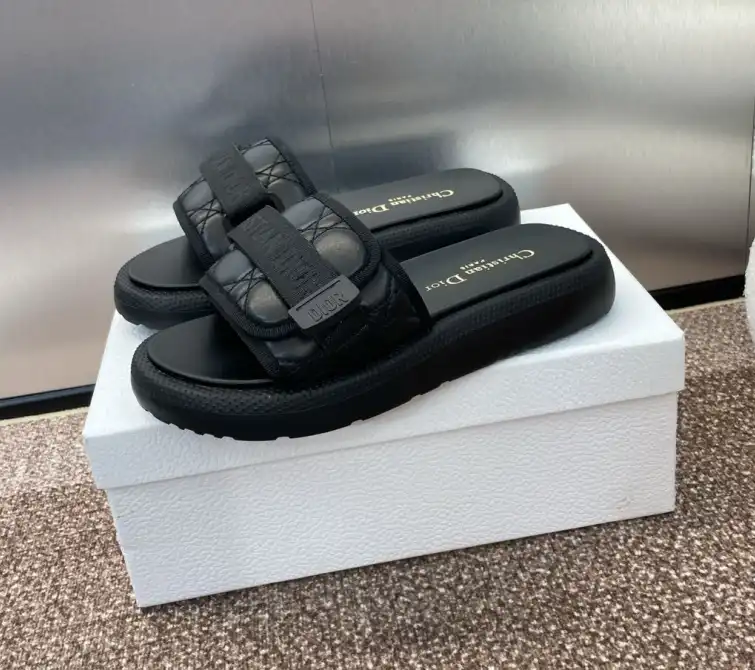 hype Christian Dior Slippers