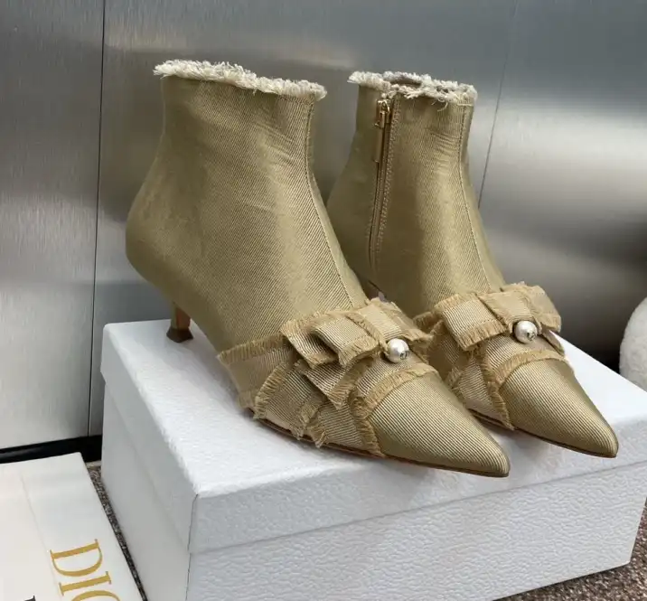 hype Christian Dior Boots