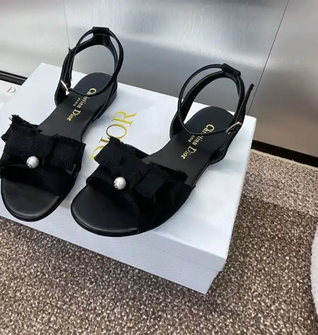 hype Christian Dior Sandals