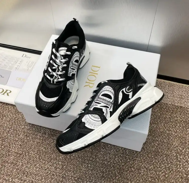 hype Christian Dior Sneakers