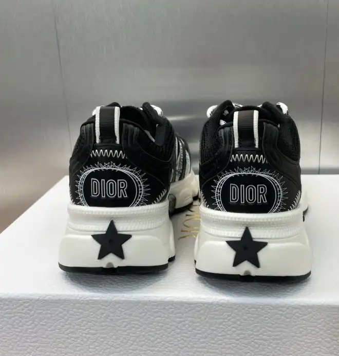 hype Christian Dior Sneakers