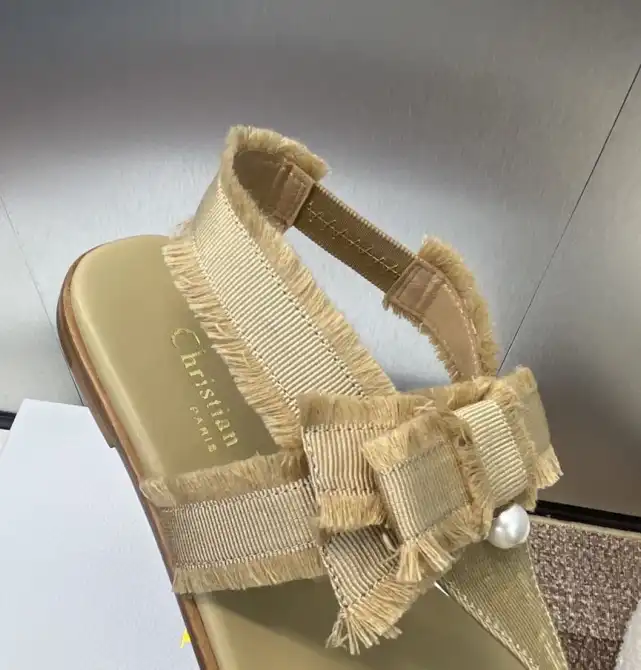 hype Christian Dior Sandals