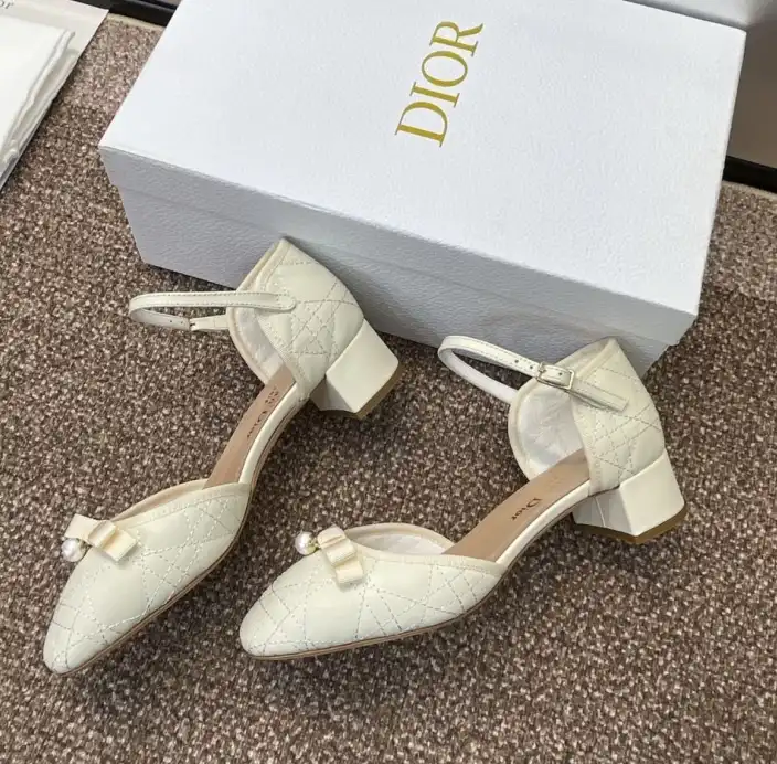 hype Christian Dior Sandals