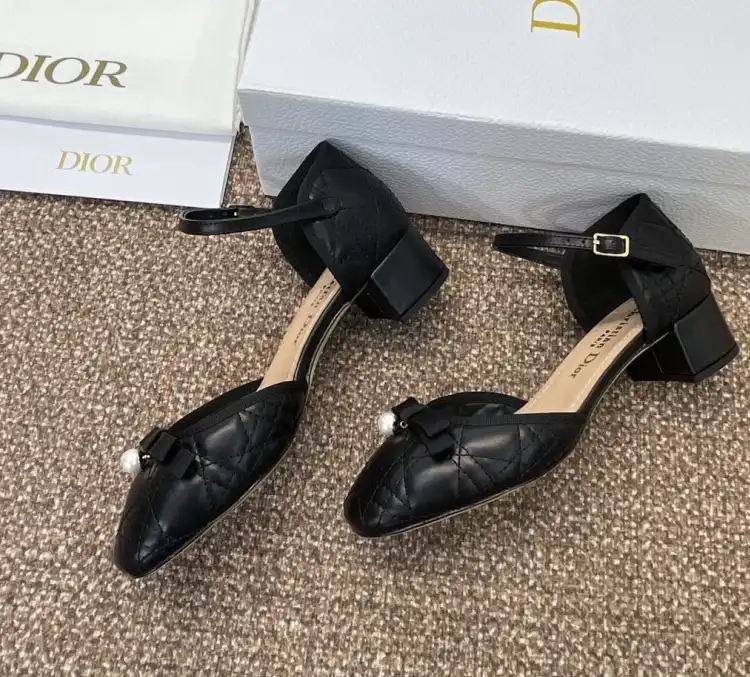 hype Christian Dior Sandals