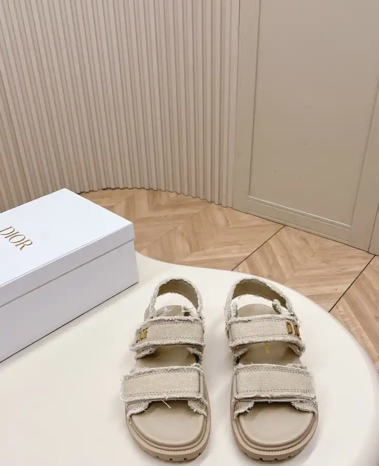 hype Christian Dior Sandals