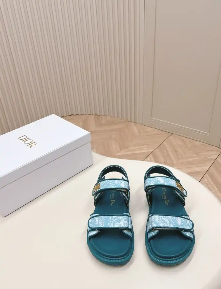 hype Christian Dior Sandals