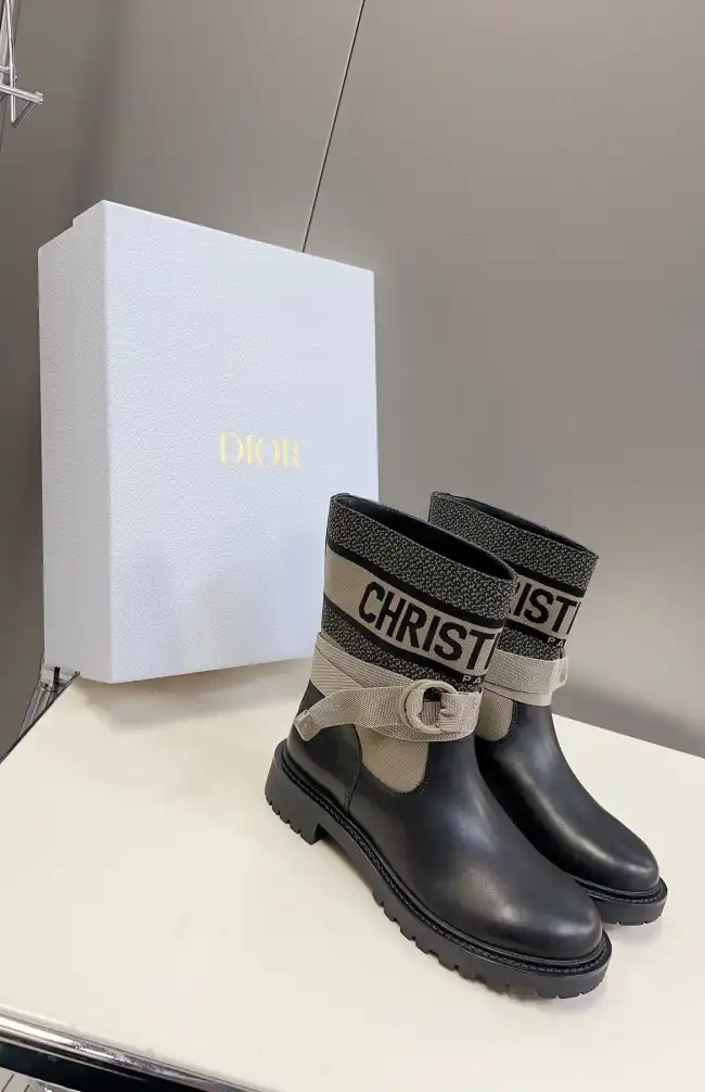 hype Christian Dior Boots