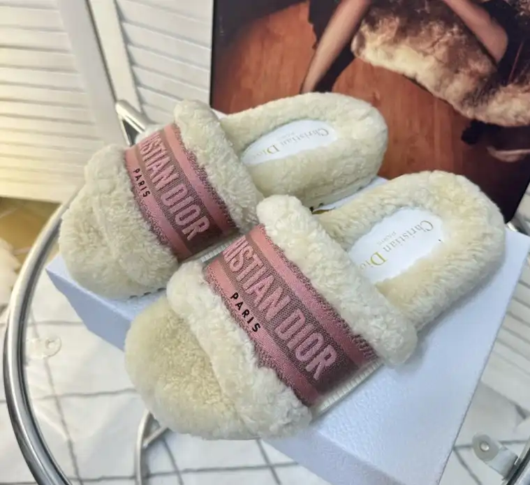 hype Christian Dior Slippers