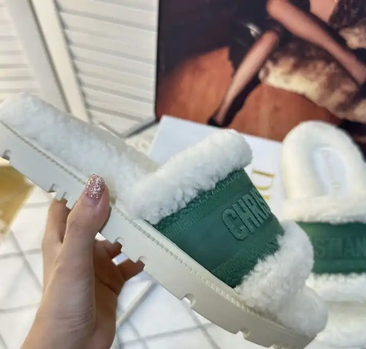 hype Christian Dior Slippers