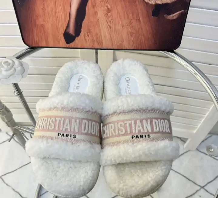 hype Christian Dior Slippers