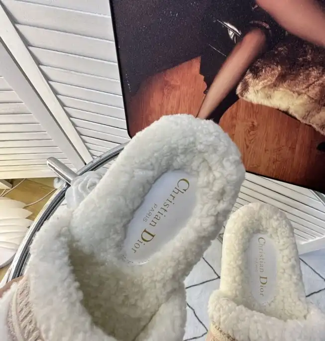 hype Christian Dior Slippers