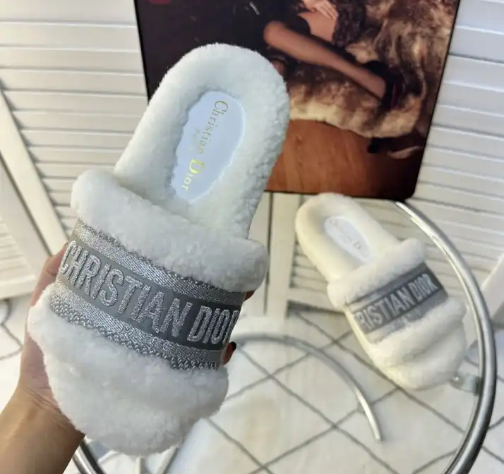 hype Christian Dior Slippers