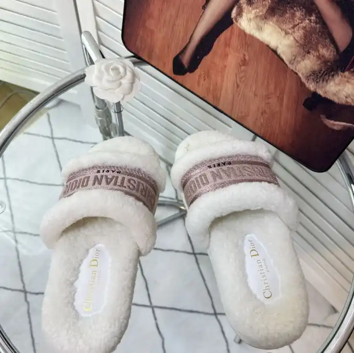 hype Christian Dior Slippers