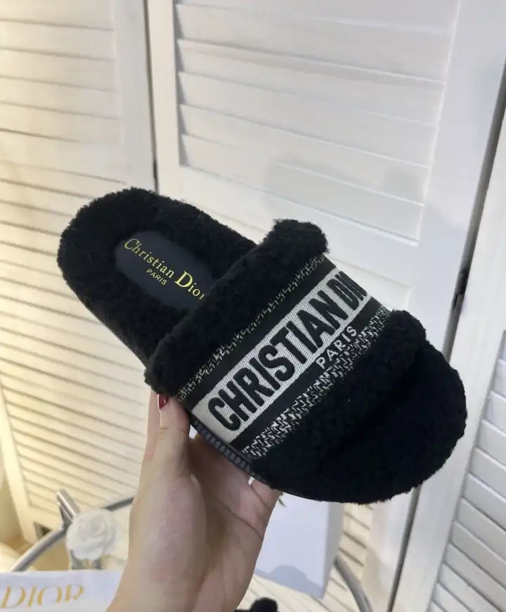 hype Christian Dior Slippers