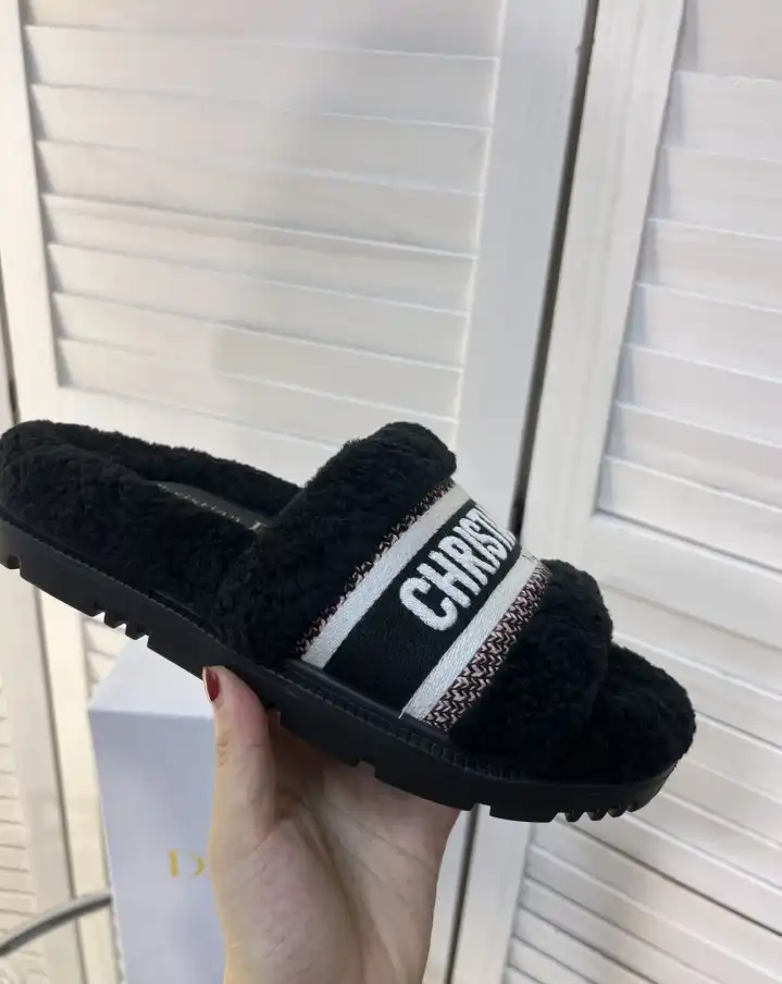 hype Christian Dior Slippers