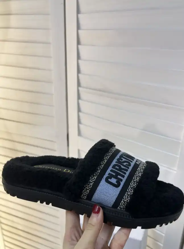 hype Christian Dior Slippers