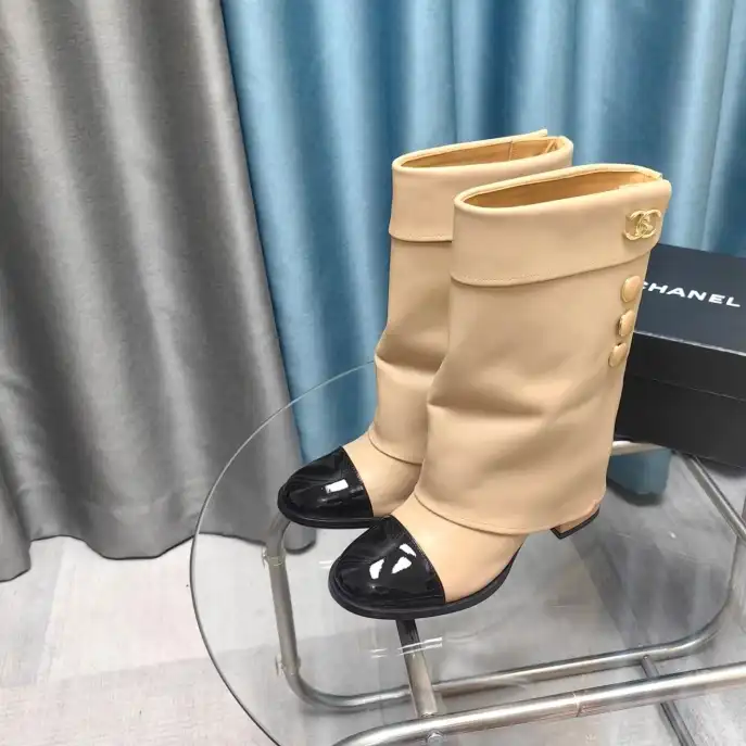 hype Chanel Boots