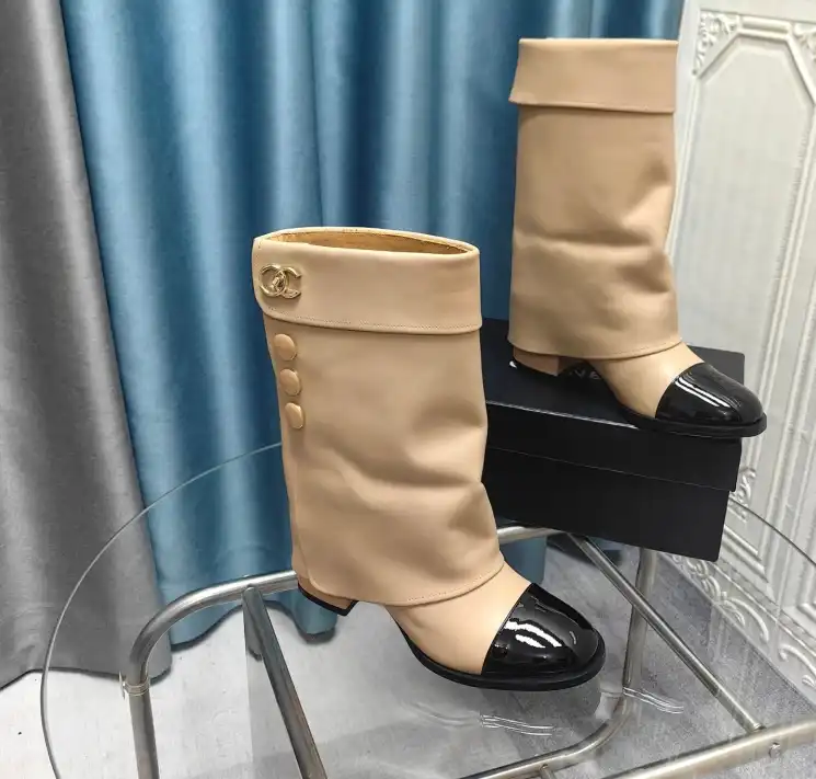 hype Chanel Boots