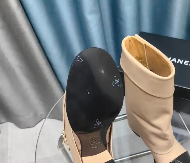 hype Chanel Boots