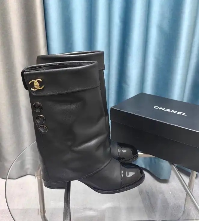 hype Chanel Boots