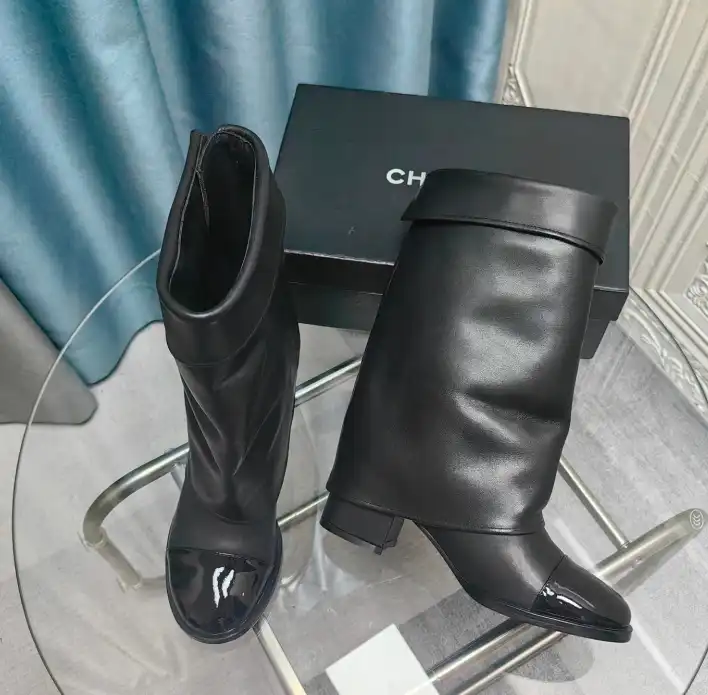 hype Chanel Boots