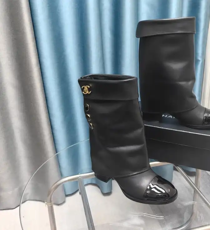 hype Chanel Boots