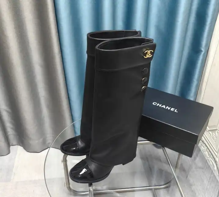 hype Chanel Boots