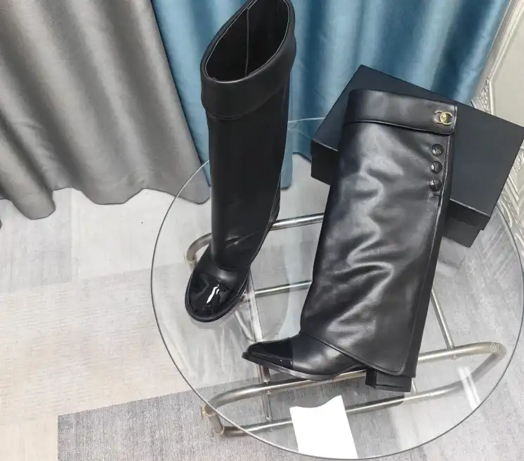 hype Chanel Boots