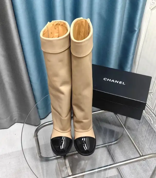 hype Chanel Boots