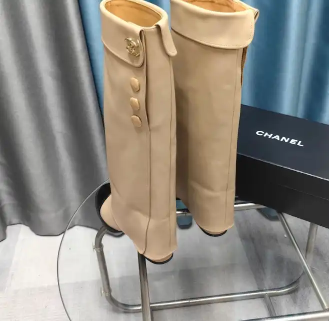 hype Chanel Boots