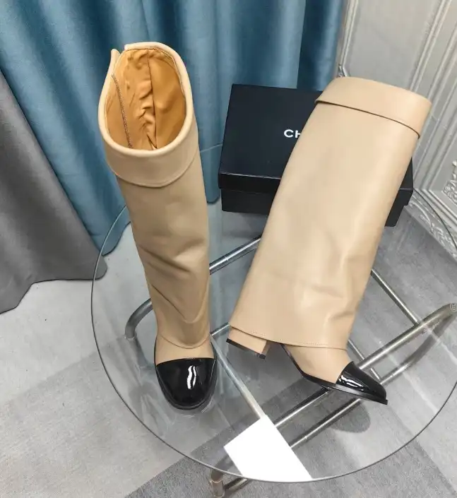 hype Chanel Boots