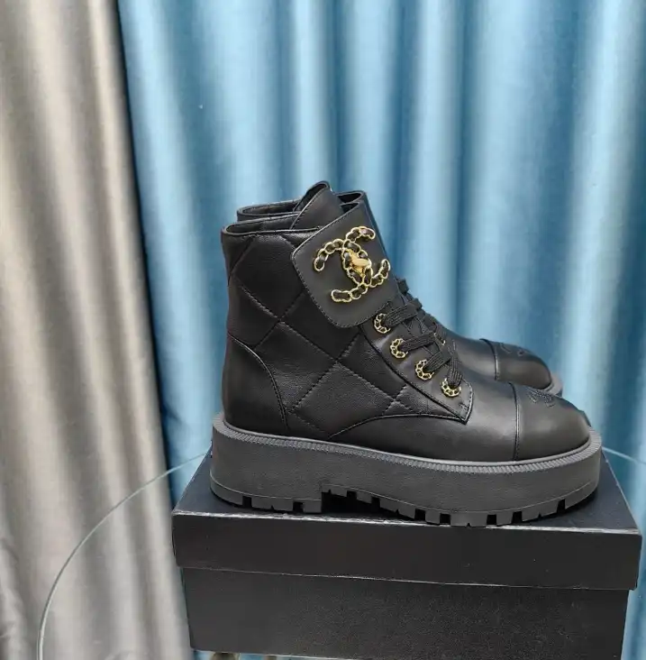 hype Chanel Boots