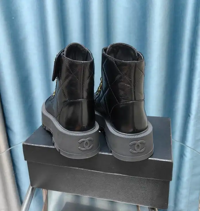 hype Chanel Boots