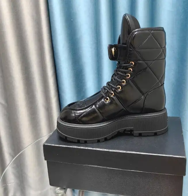 hype Chanel Boots