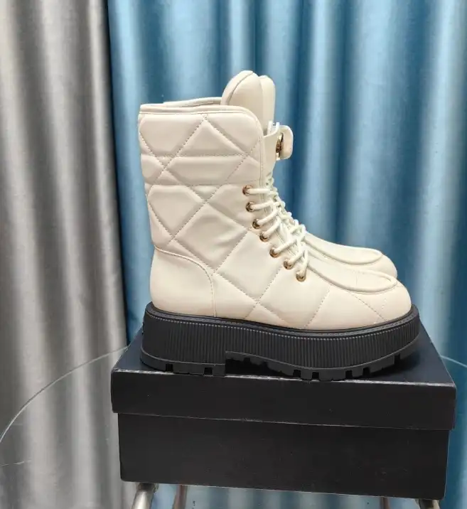 hype Chanel Boots