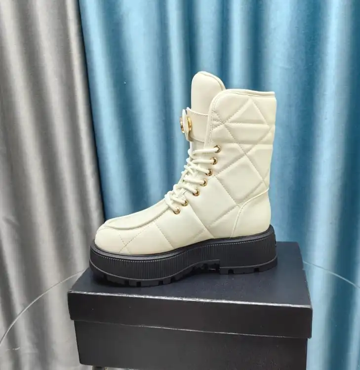 hype Chanel Boots