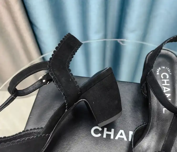 hype Chanel High Heels